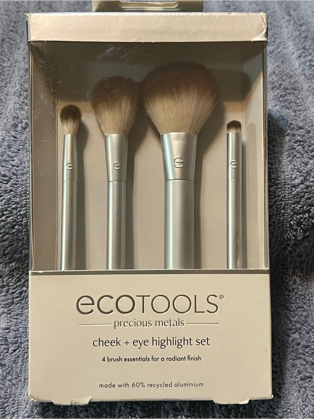 Bundle Of Ecotools Makeup Brushes.